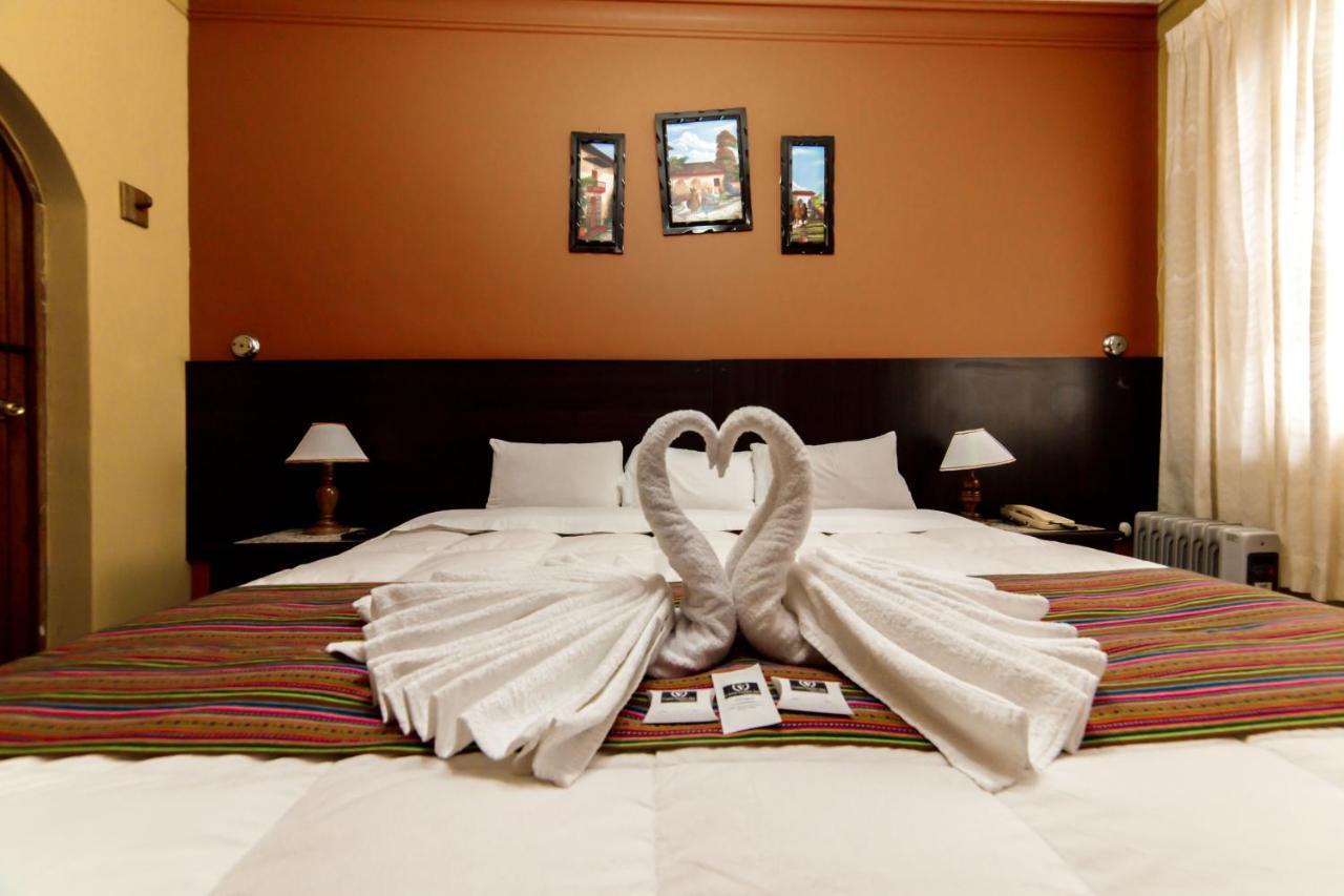 Carlos V Hotel Cusco Luaran gambar
