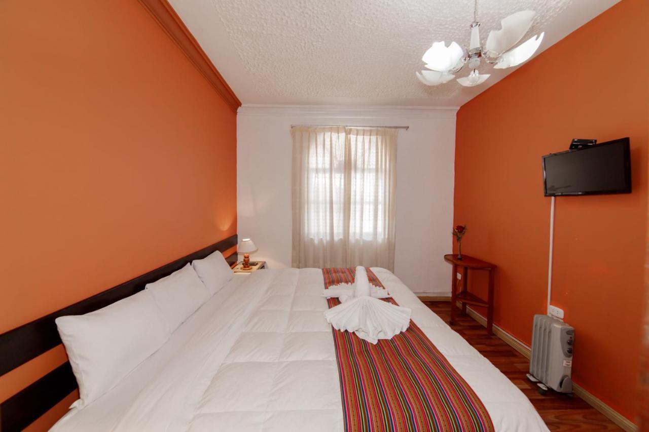 Carlos V Hotel Cusco Luaran gambar
