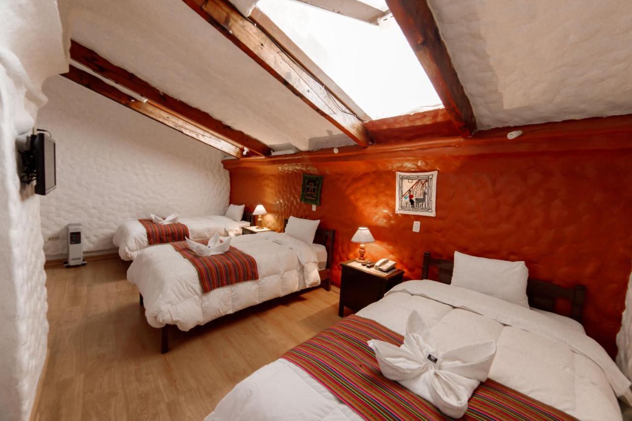 Carlos V Hotel Cusco Luaran gambar