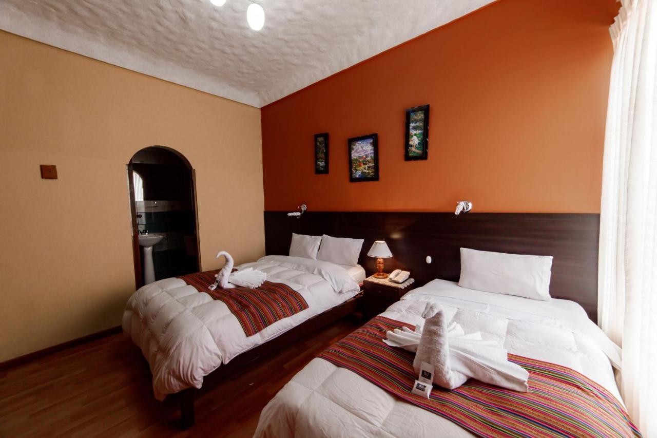 Carlos V Hotel Cusco Luaran gambar