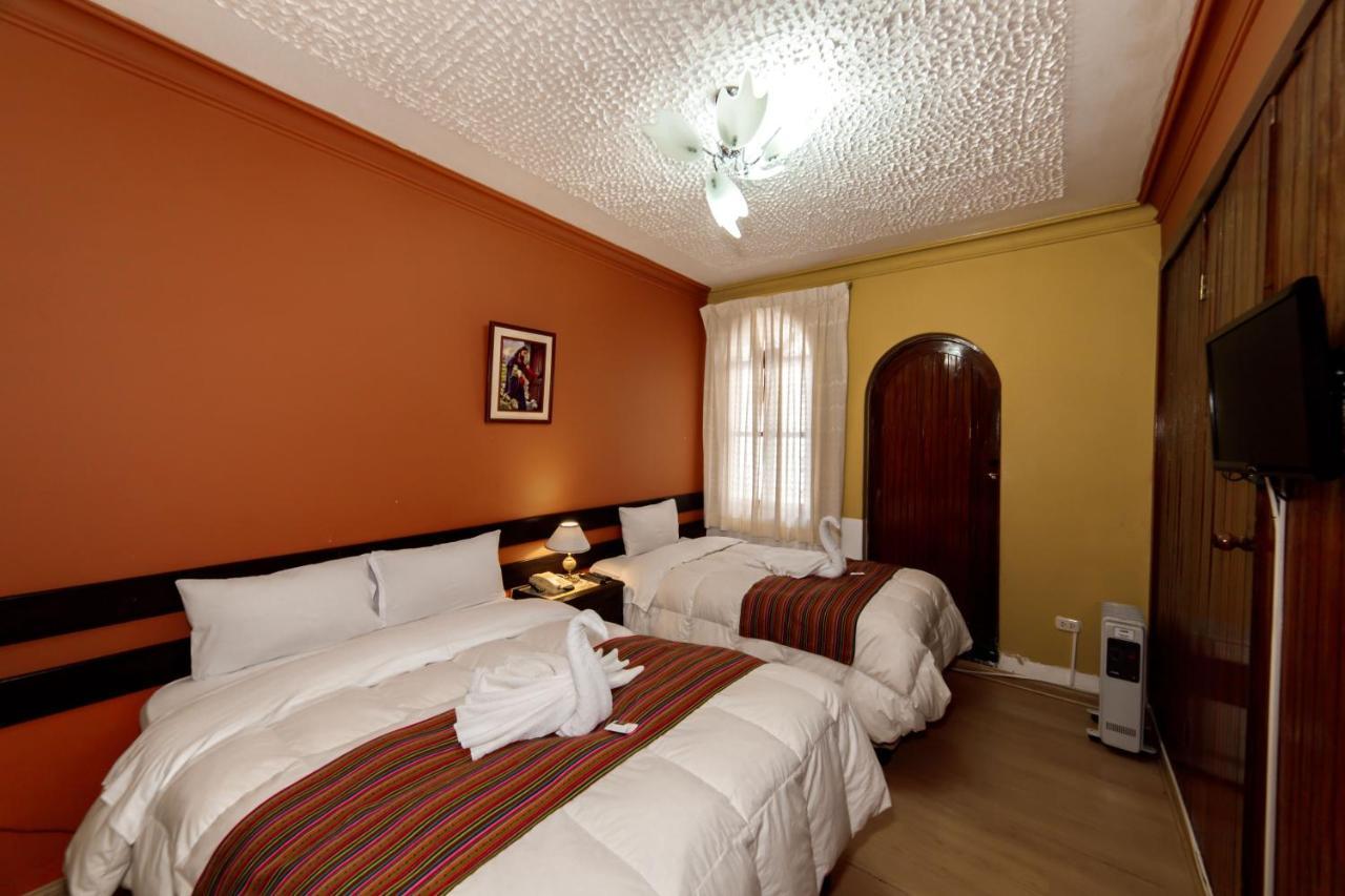 Carlos V Hotel Cusco Luaran gambar