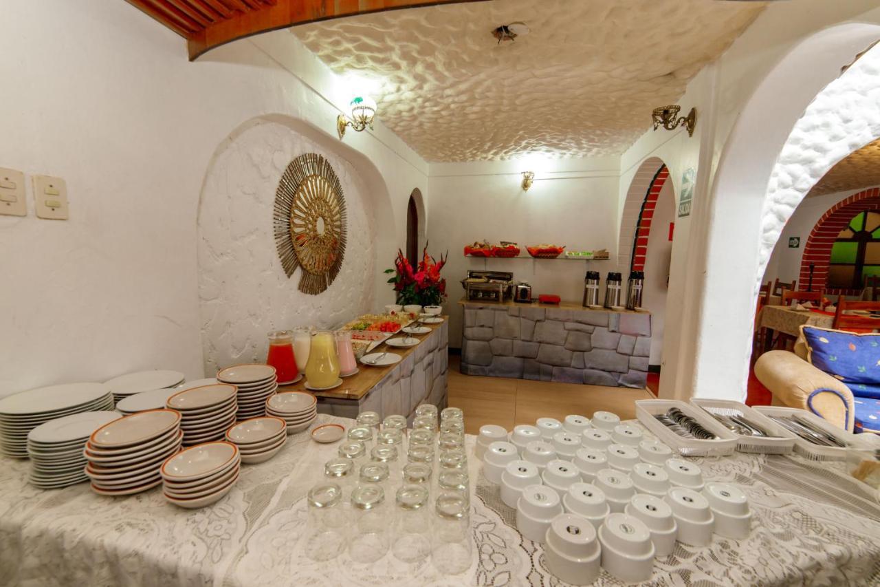 Carlos V Hotel Cusco Luaran gambar